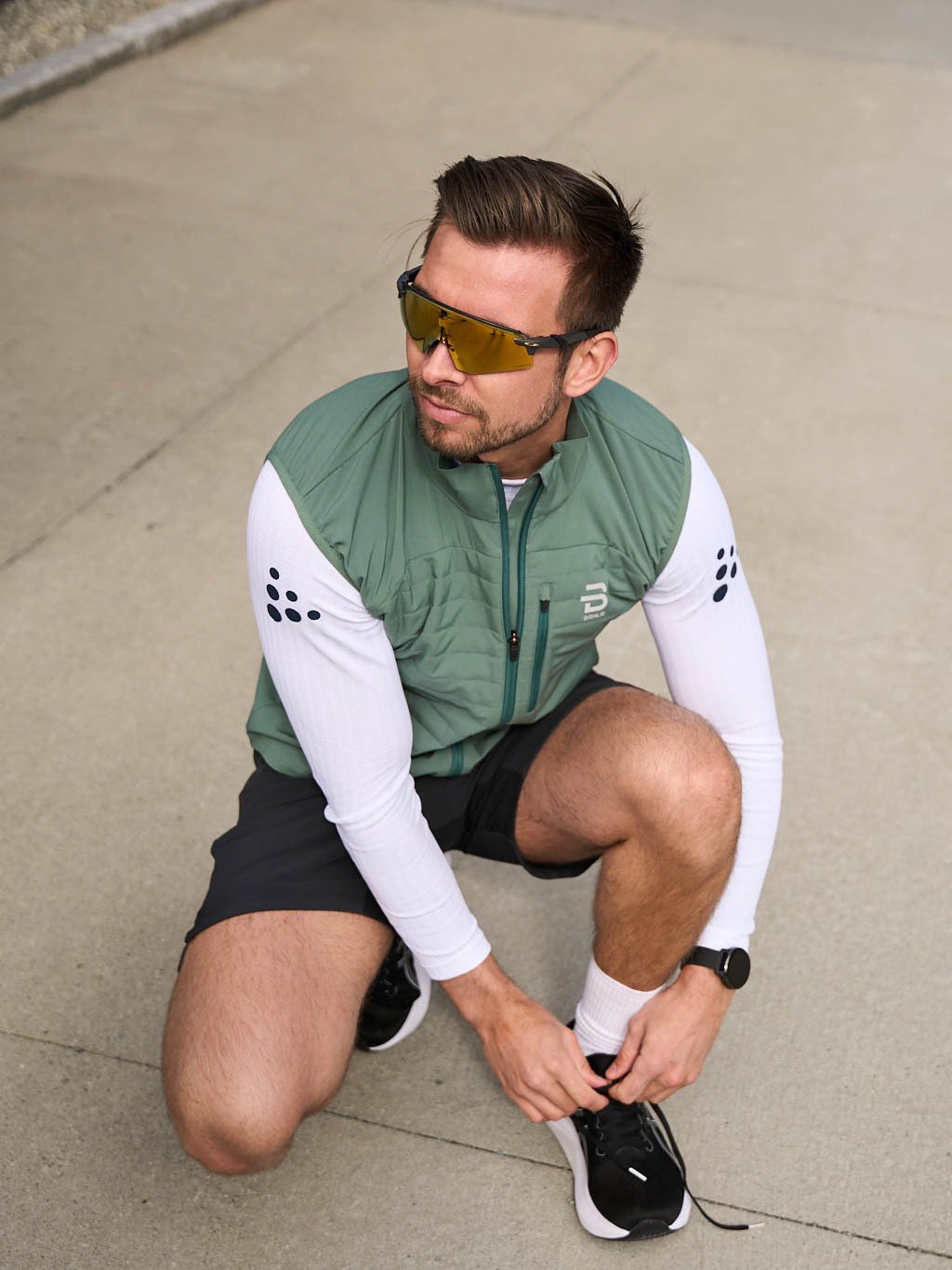 Oakley Encoder Innfatning: Matte Carbon / Linse: Prizm 24k - Bronze / Lysgjennomslipp: 11%