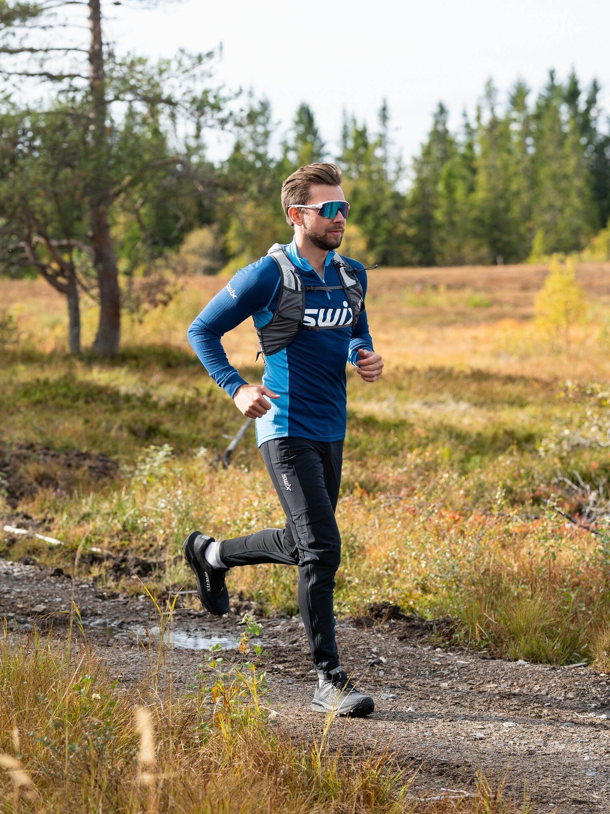 Oakley Stunt Devil Frame: Matte White / Lenses: Prizm Sapphire