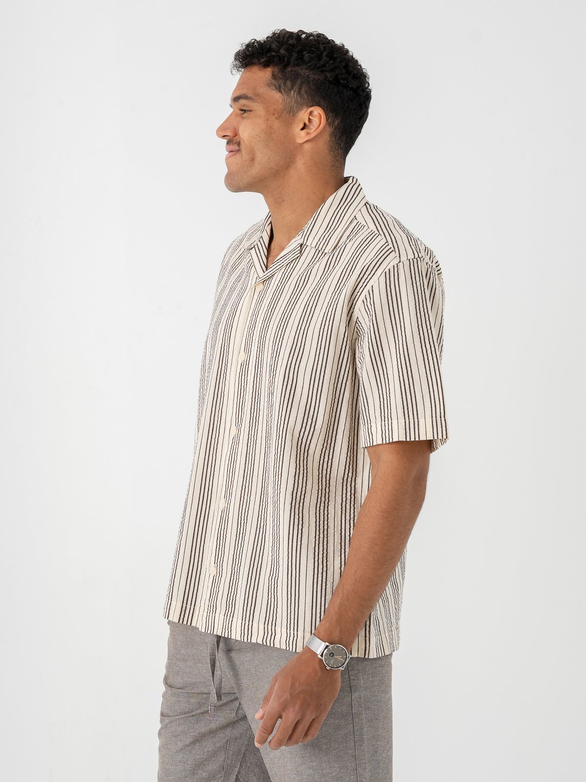 Only & Sons Cruz Relax Seersucker Resort Short Sleeve Shirt Antique White Black Coffee