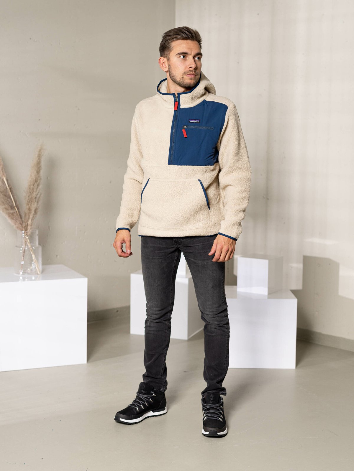 Patagonia Mens Retro Pile P/O Oar Tan