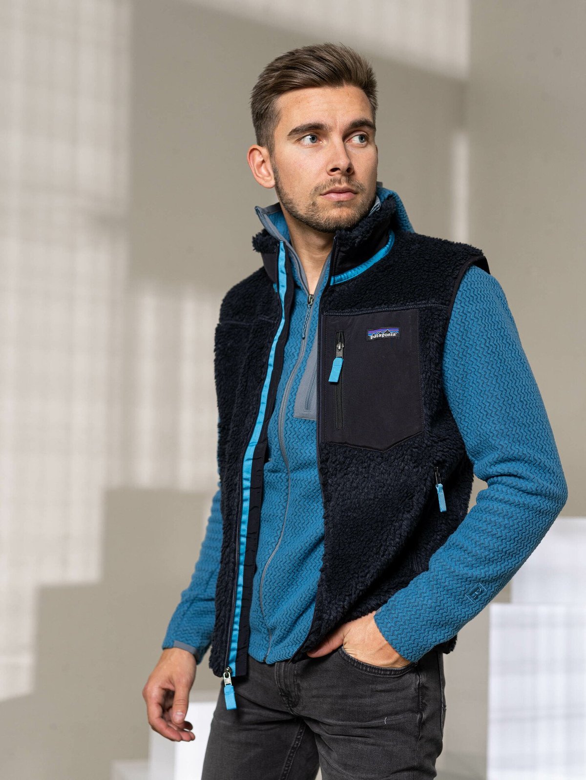 Patagonia Mens Classic Retro-X Vest Pitch Blue