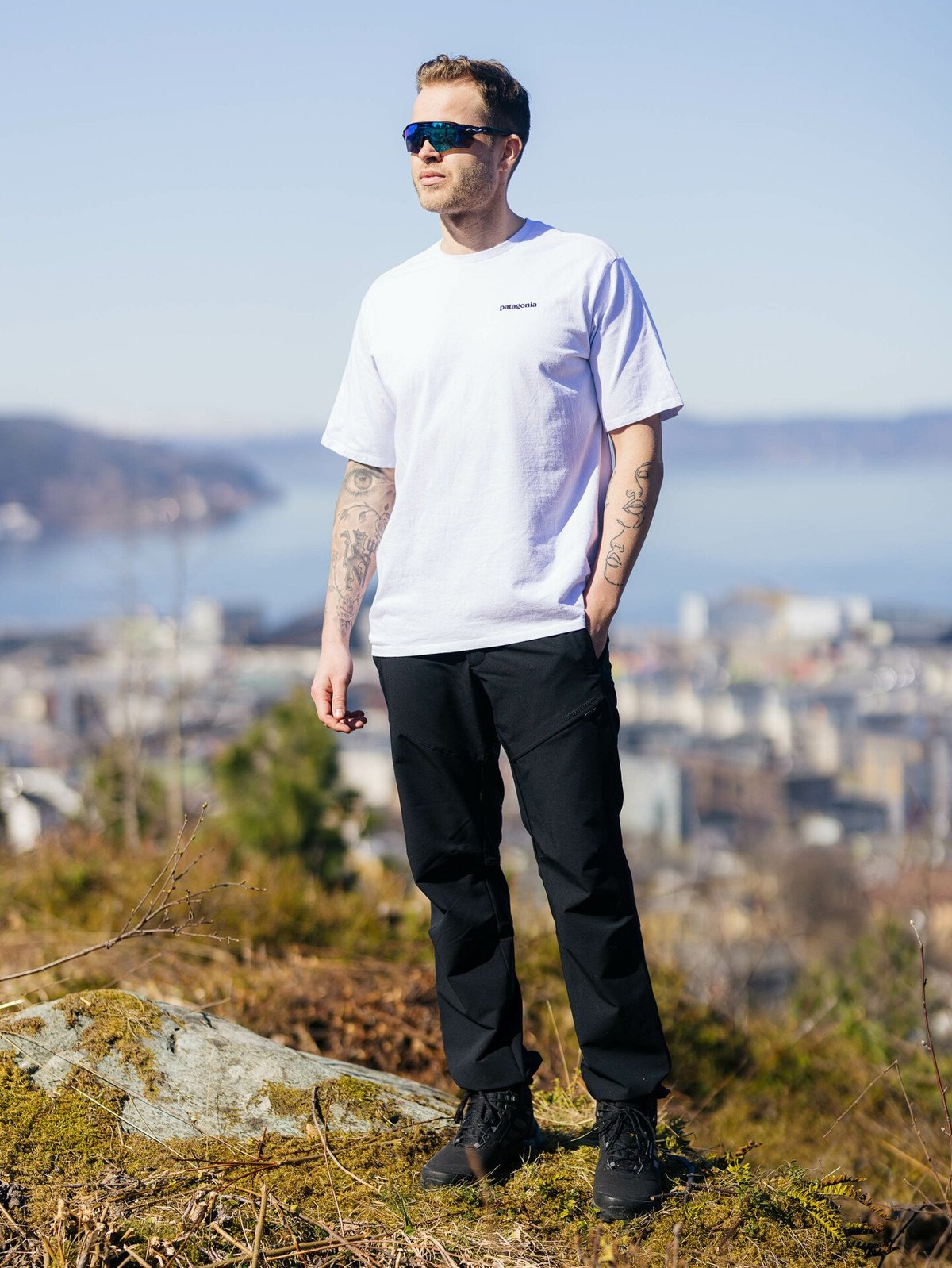 Patagonia M P-6 Logo Responsibili-Tee White