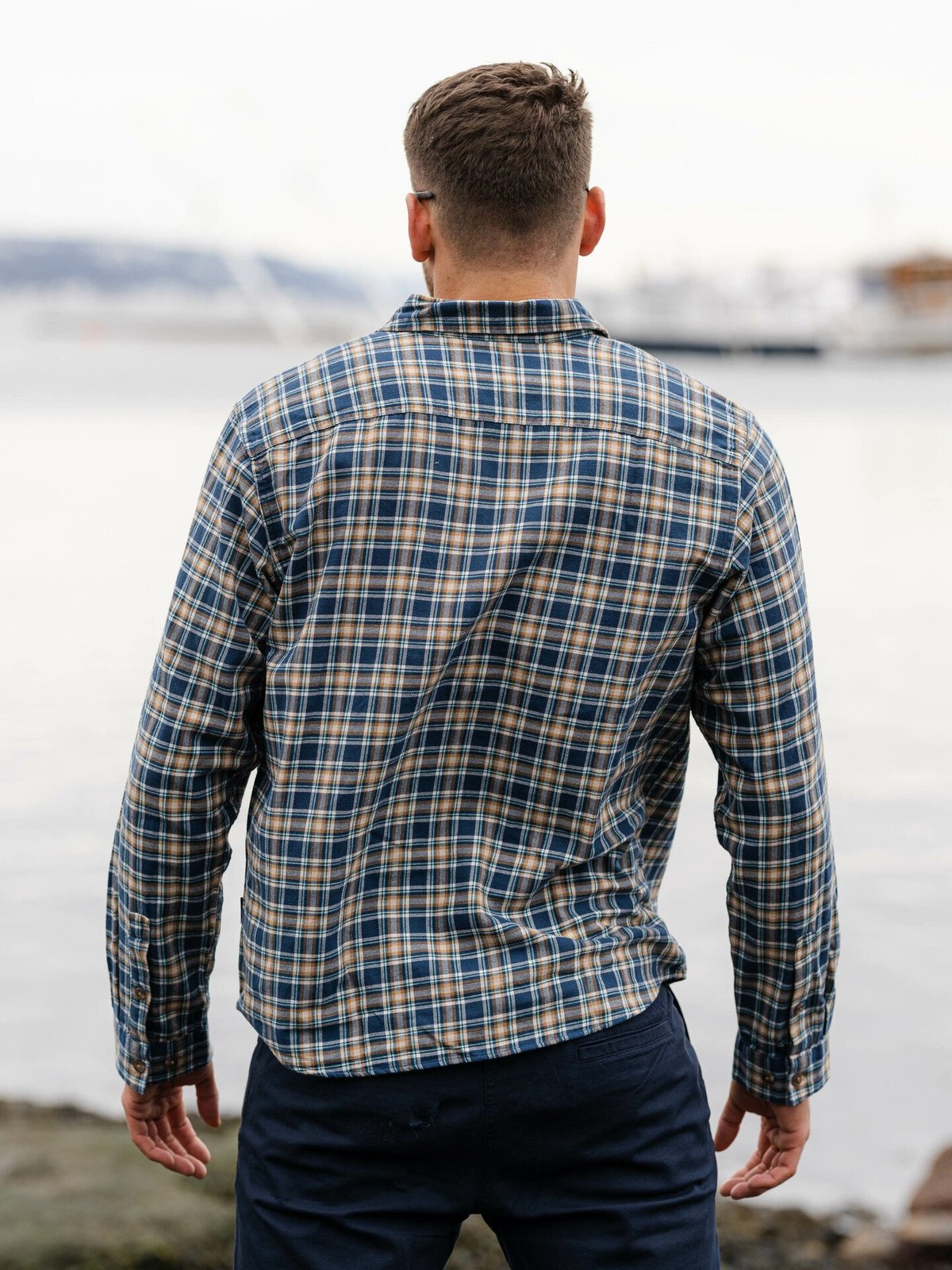 Patagonia M's CC Long Sleeve LW Fjord Flannel Shirt Squared Tidepool Blue