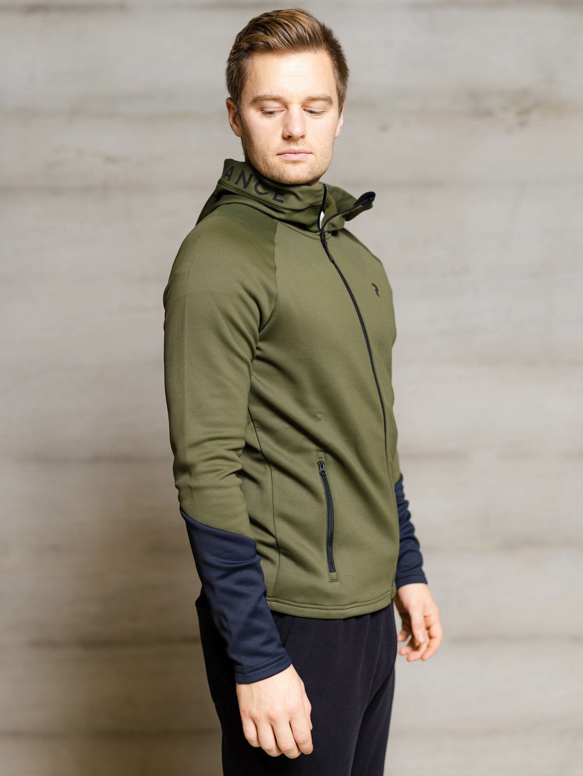 Peak Performance Rider Mid Zip Hood Forest Night / Black