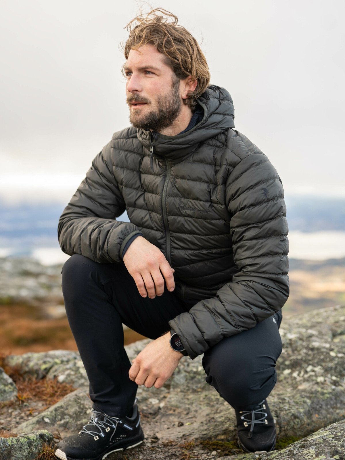 Peak Performance Down Liner Hood Jacket Olive Extreme