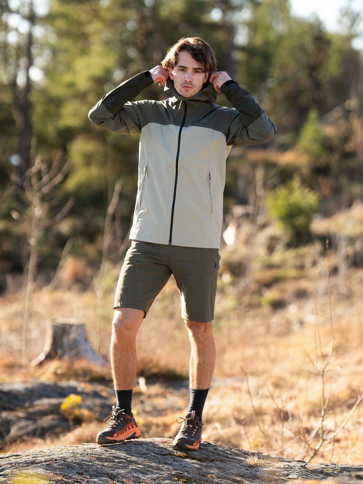 Peak Performance Trail Hipe Shell Jacket Pine Needle (48C) / Limit Green (G25) / Forest Night (4BT)