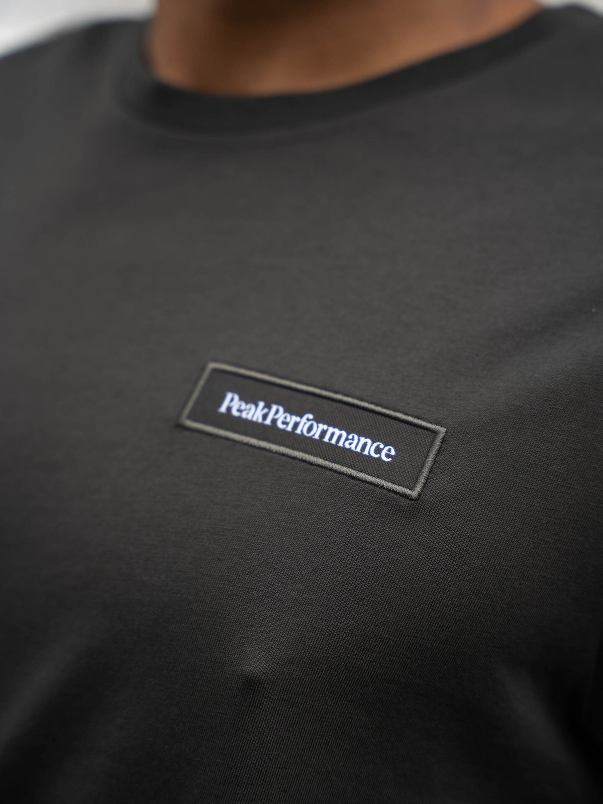 Peak Performance Logo Tee Olive Extreme