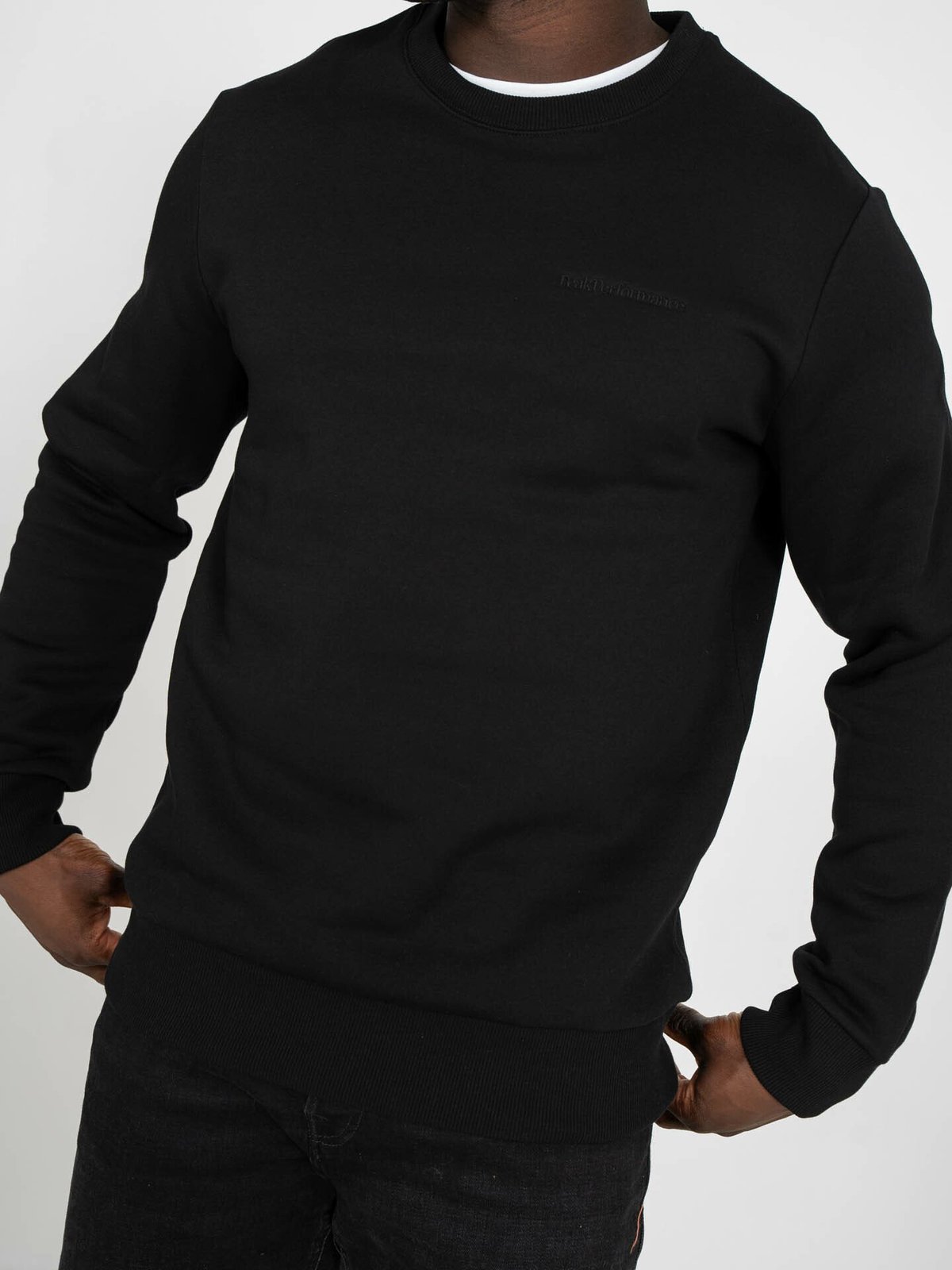 Peak Performance Original Small Logo Crew Black