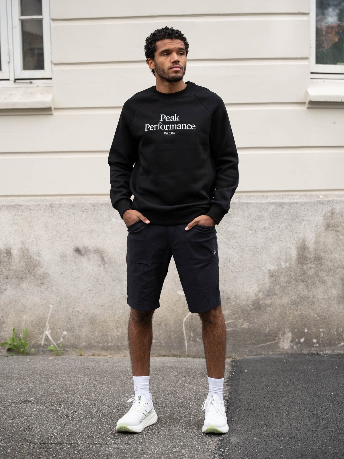 Peak Performance M Original Crew Black (050)