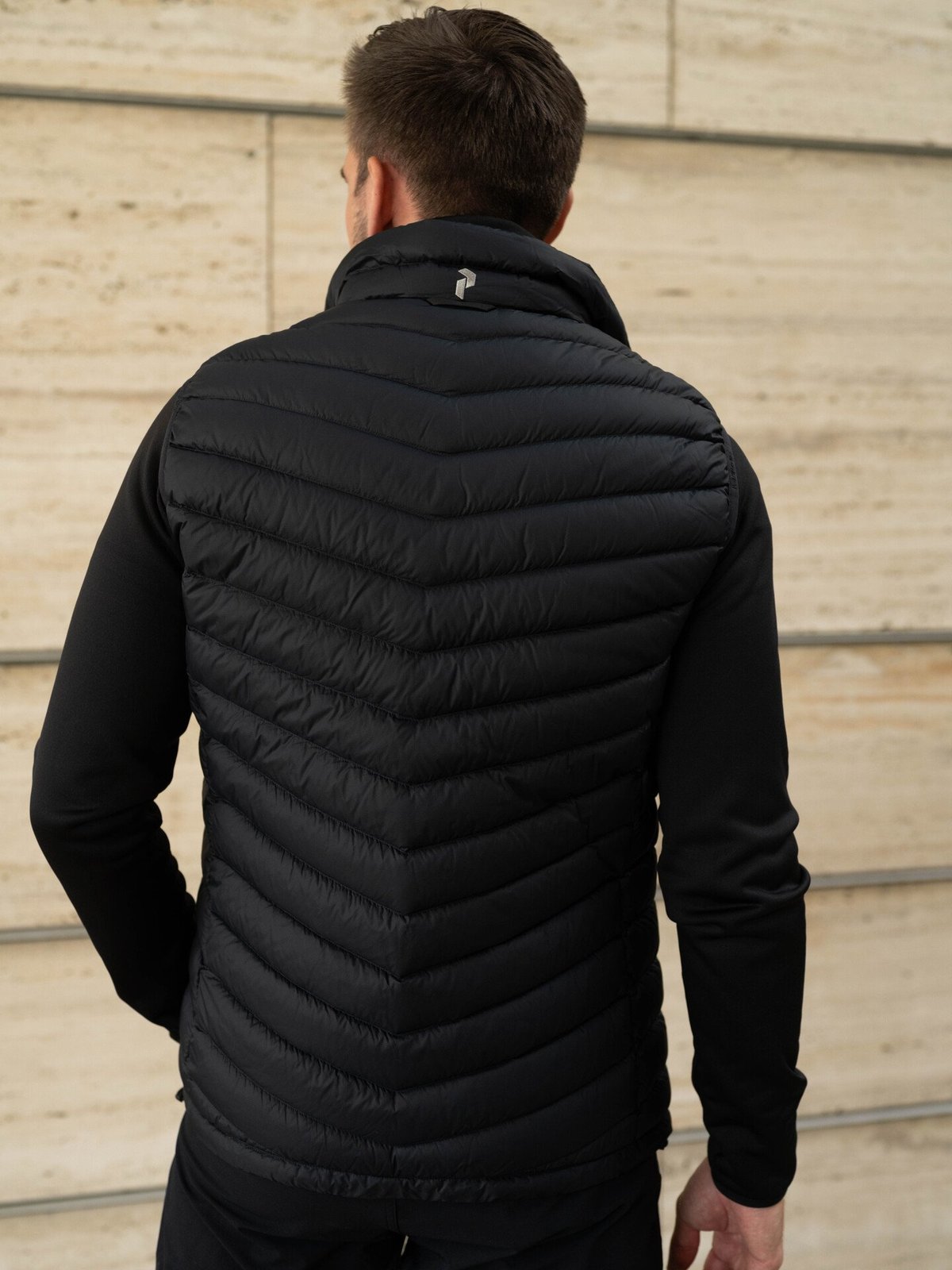 Peak Performance Frost Down Vest Black