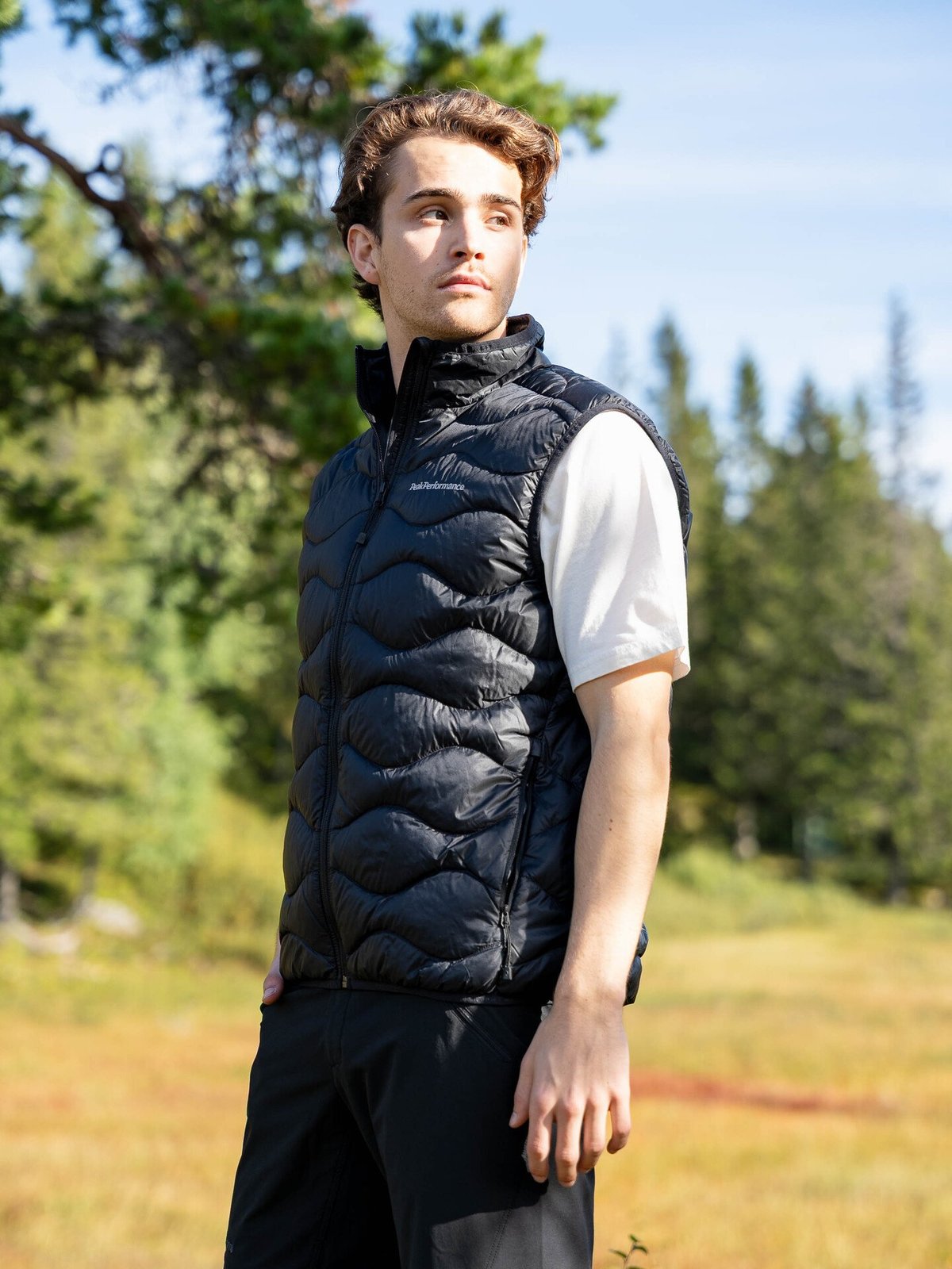 Peak Performance Helium Down Vest Men BLACK
