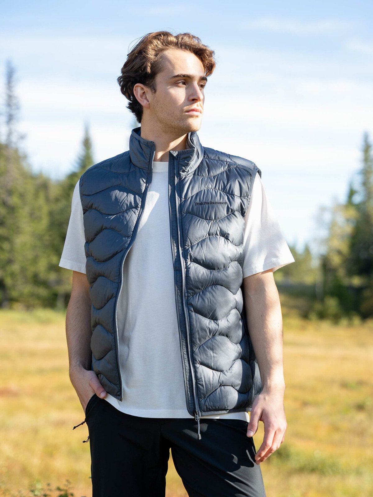 Peak Performance Helium  Down Vest Men MOUNTAIN MIST
