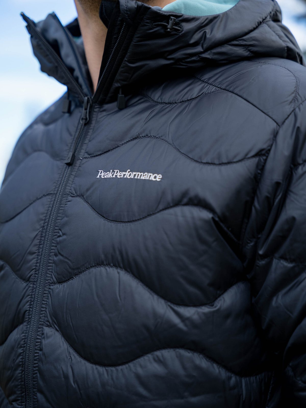 Peak Performance Helium Down Hood Jacket Men BLACK