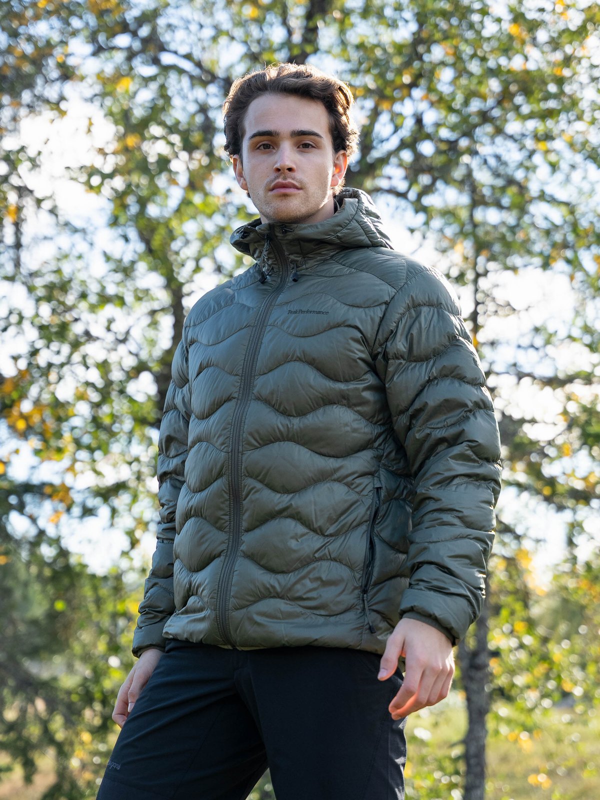 Peak Performance Helium Down Hood Jacket Men PINE NEEDLE