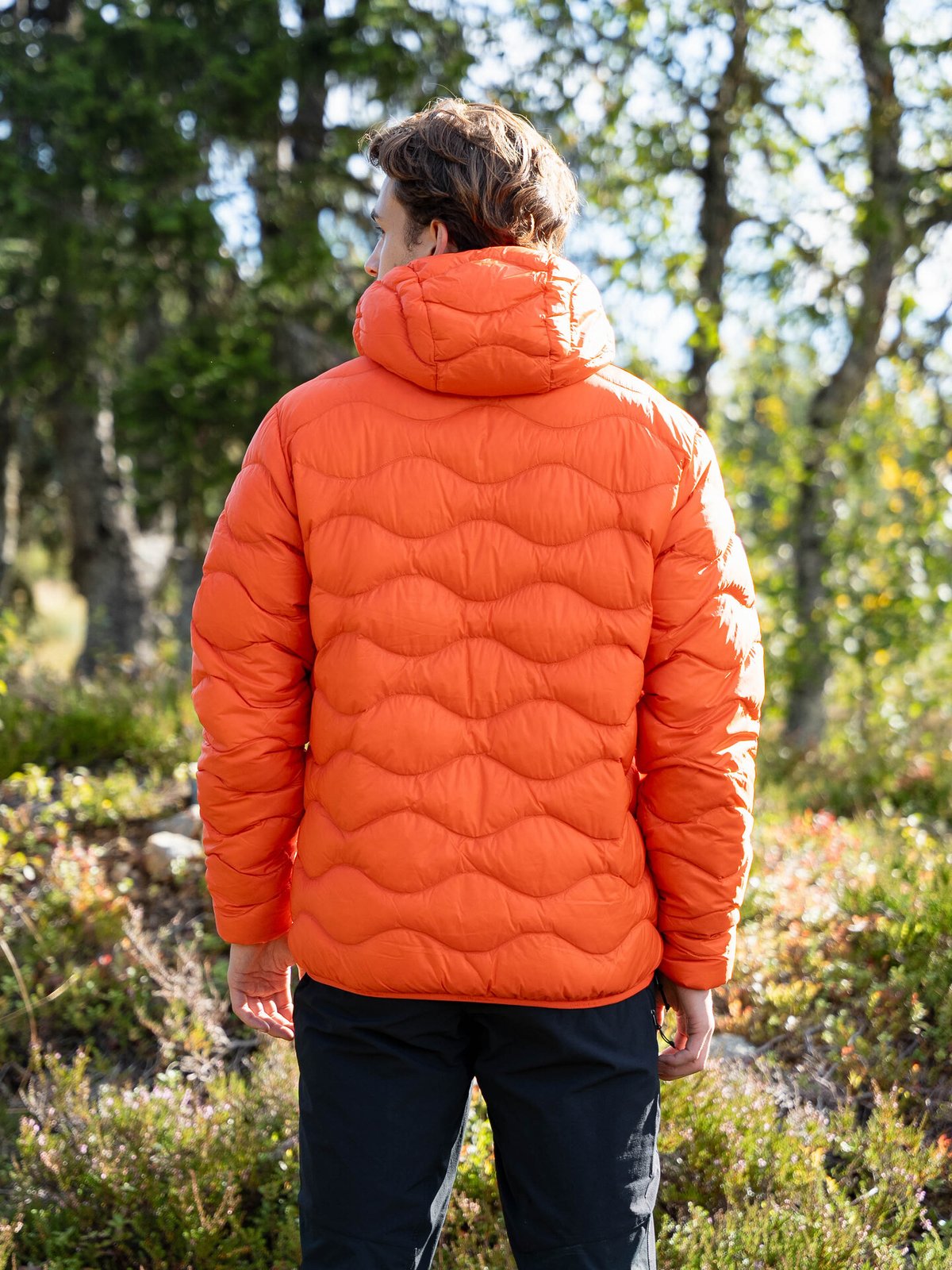 Peak Performance Helium Down Hood Jacket Men Solar Burst