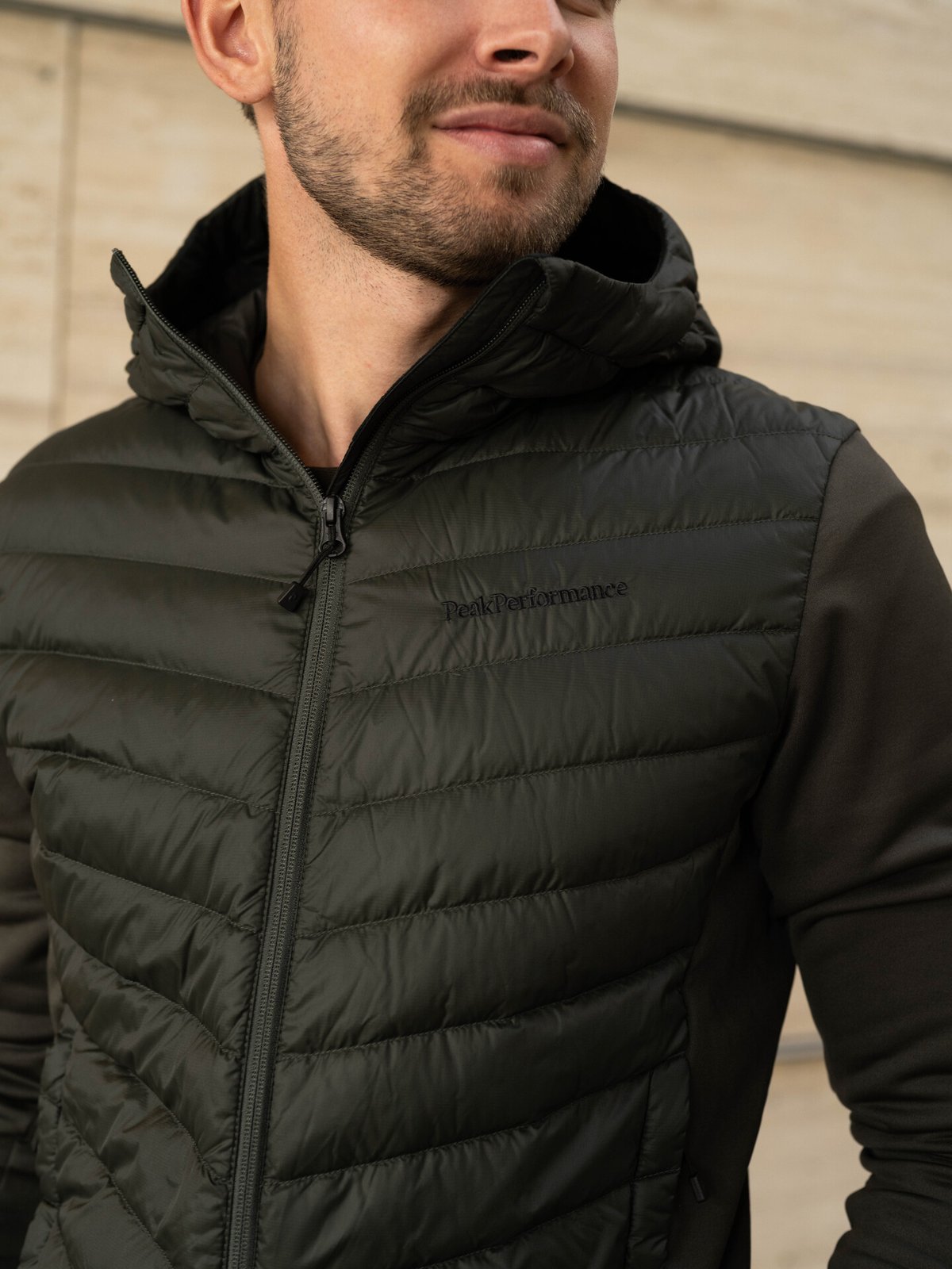 Peak Performance Frost Down Hybrid Hood Olive extreme