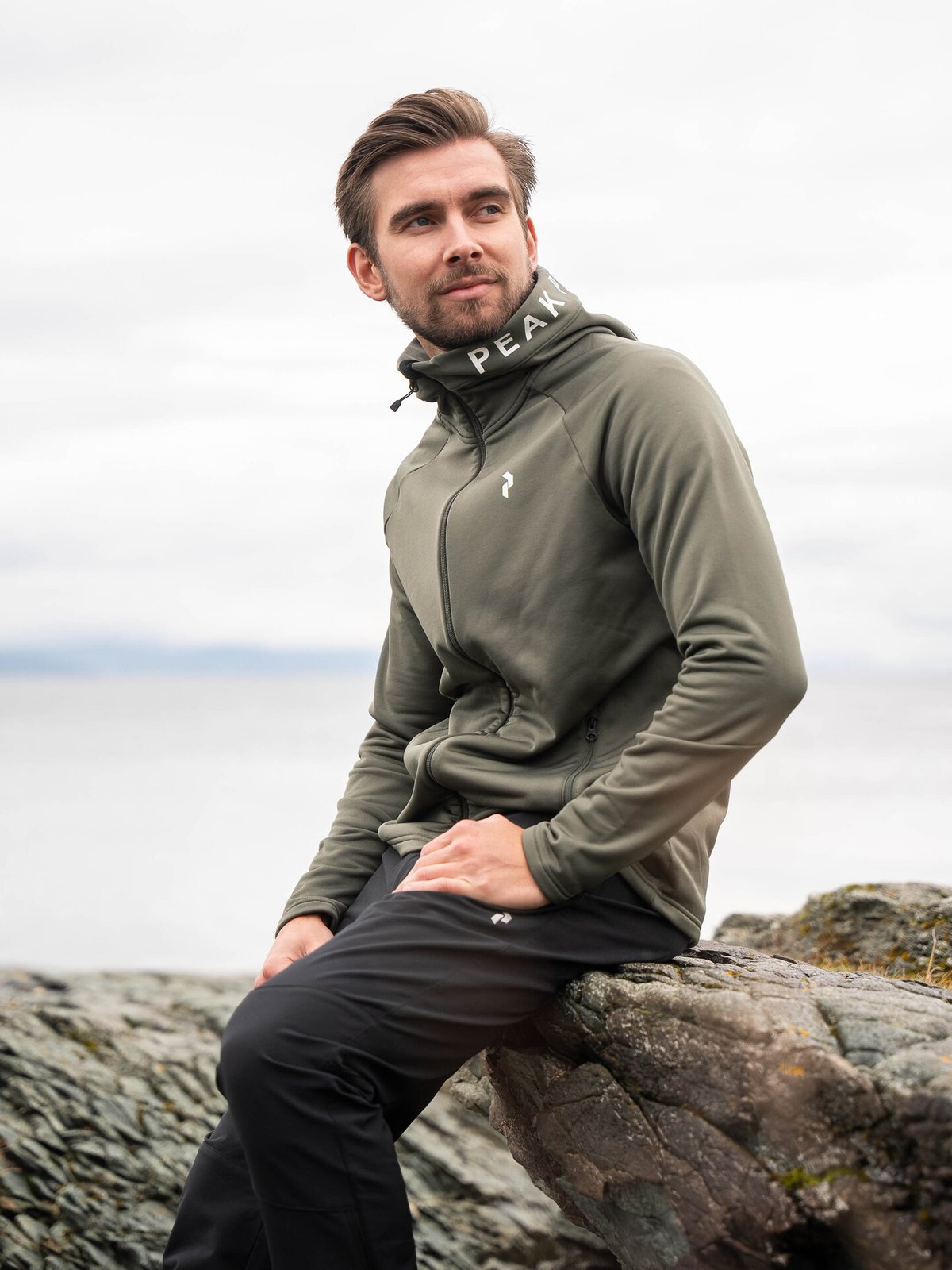 Peak Performance Rider Zip Hood Pine Needle