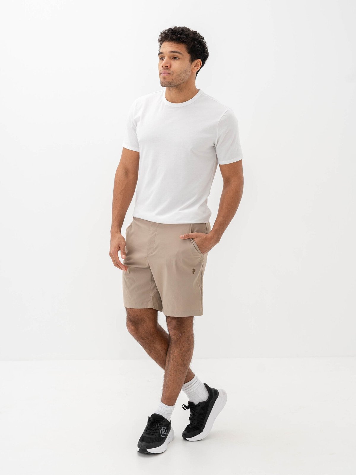 Peak Performance Iconiq Shorts Avid Beige