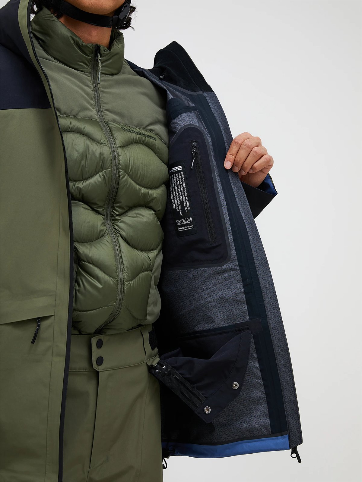 Peak Performance M Vertec 3L Jacket Pine Needle / Black