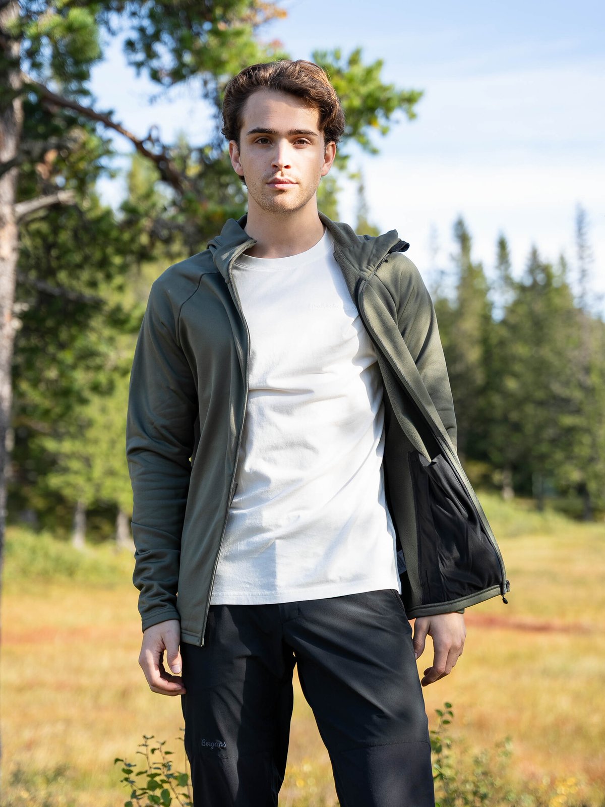 Peak Performance Rider Essentials Zip Hood Pine Needle