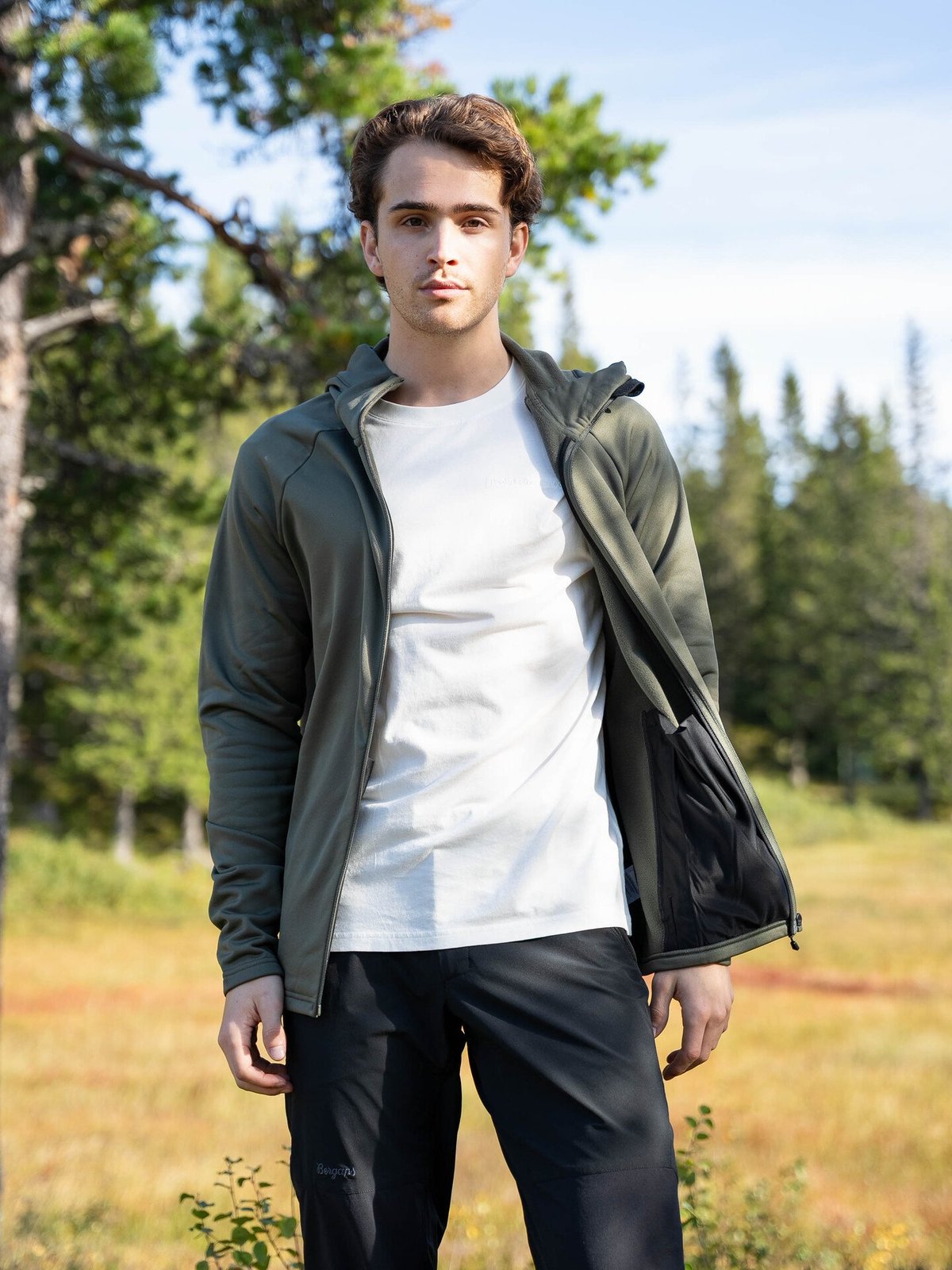 Peak Performance Rider Essentials Zip Hood Pine Needle