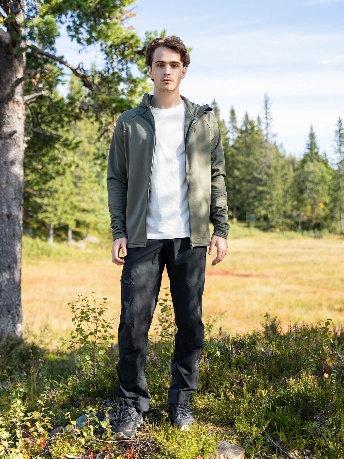 Peak Performance Rider Essentials Zip Hood Pine Needle