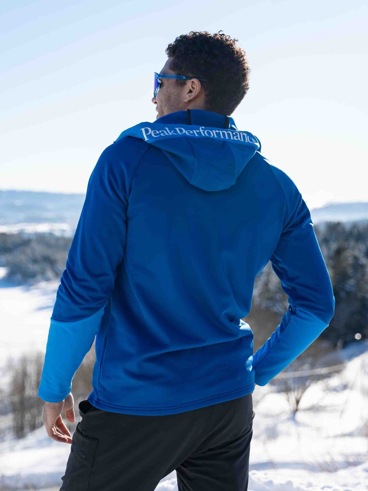 Peak Performance Rider Essentials Zip Hood True Blue / Crisp Air Blue