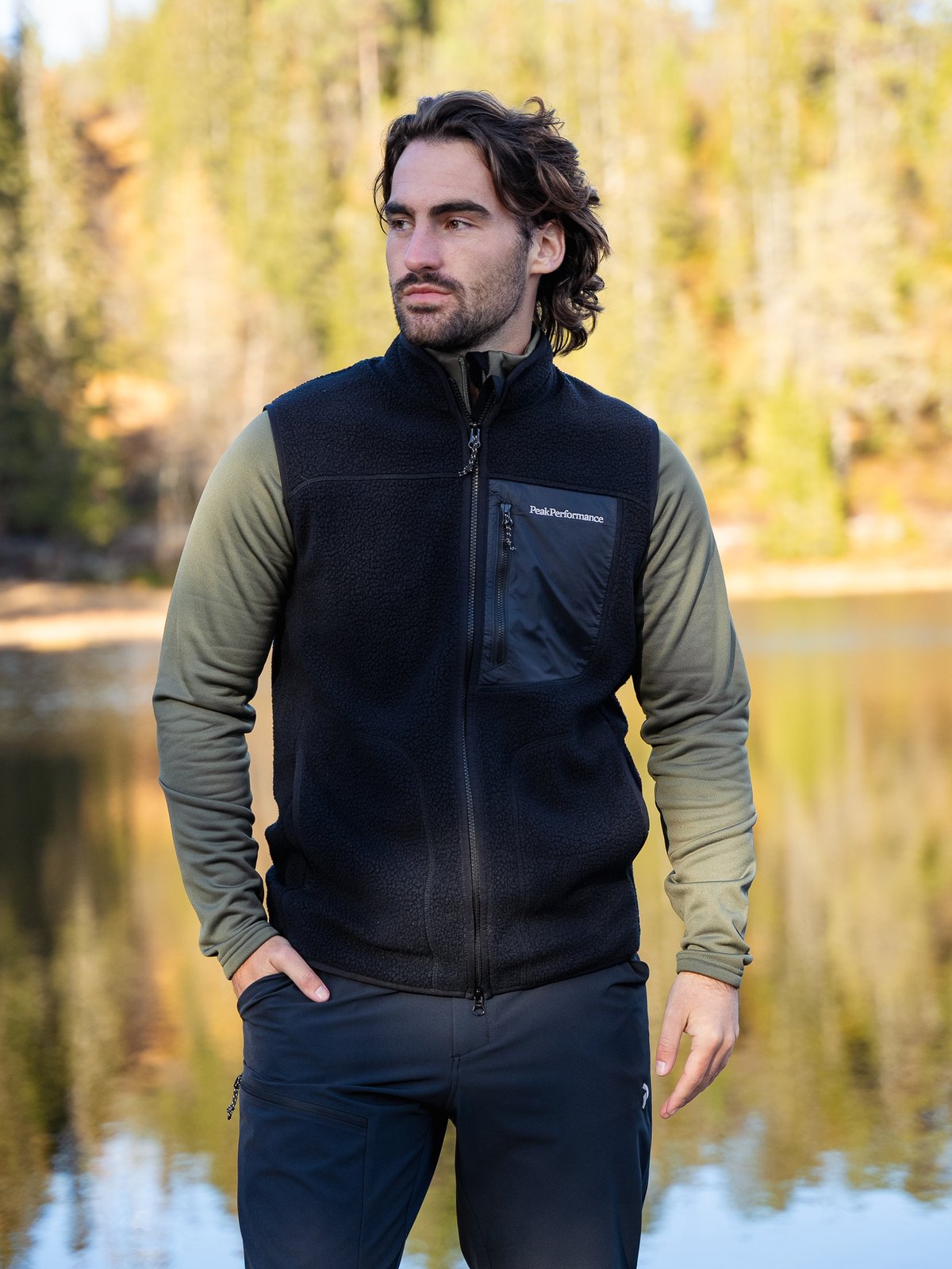 Peak Performance NatureRush Pile Vest Men Black