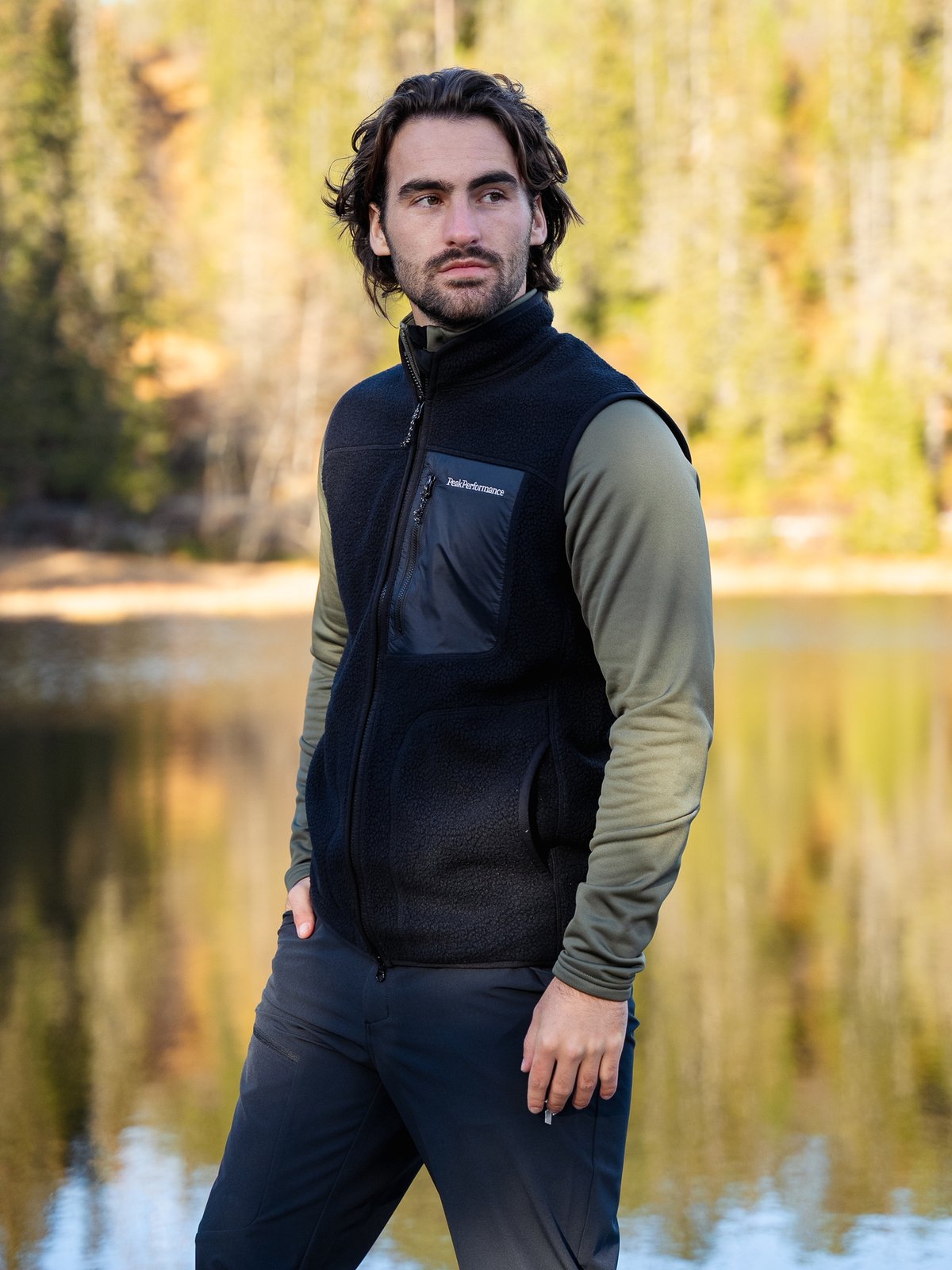 Peak Performance NatureRush Pile Vest Men Black
