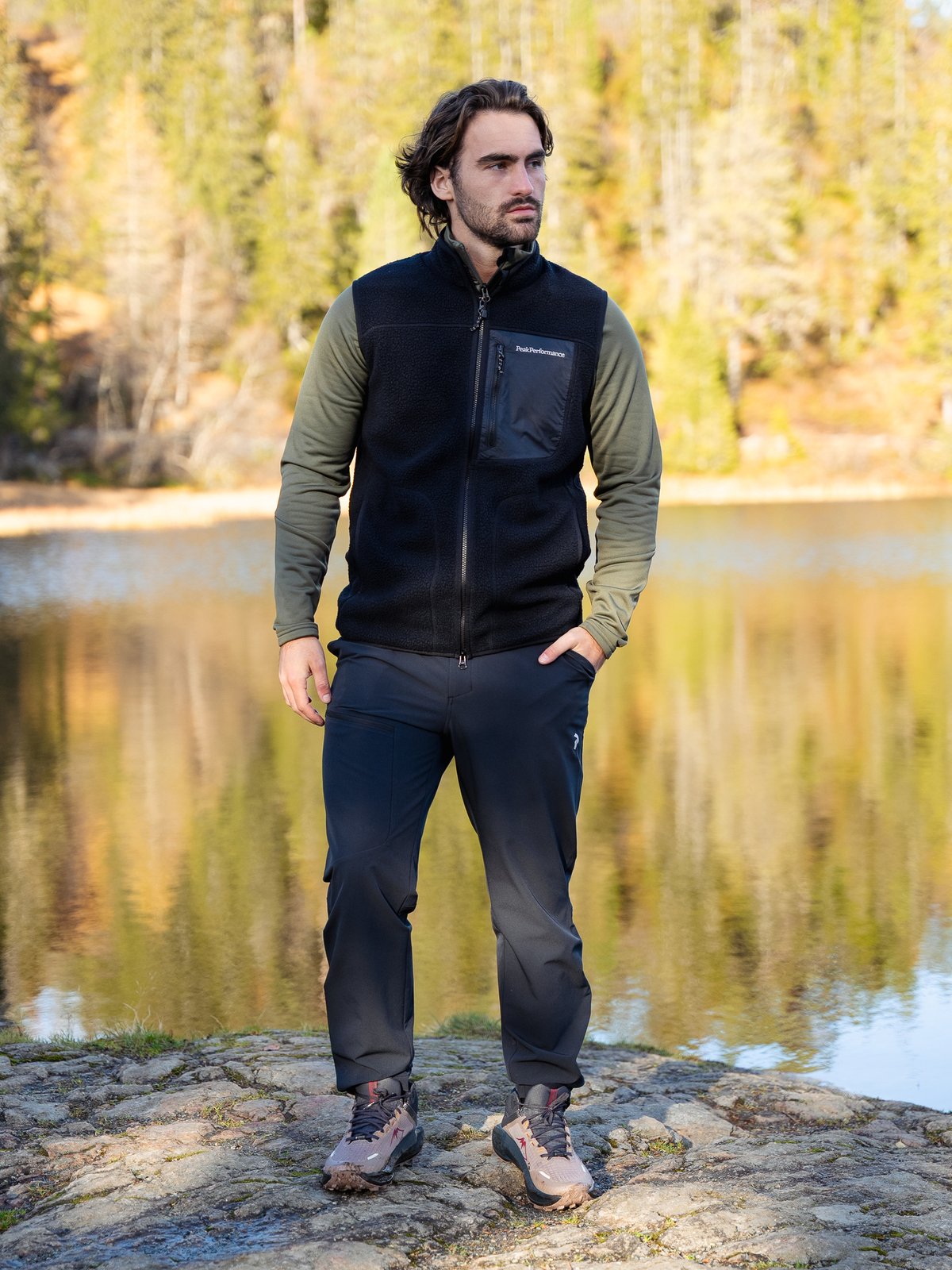 Peak Performance NatureRush Pile Vest Men Black