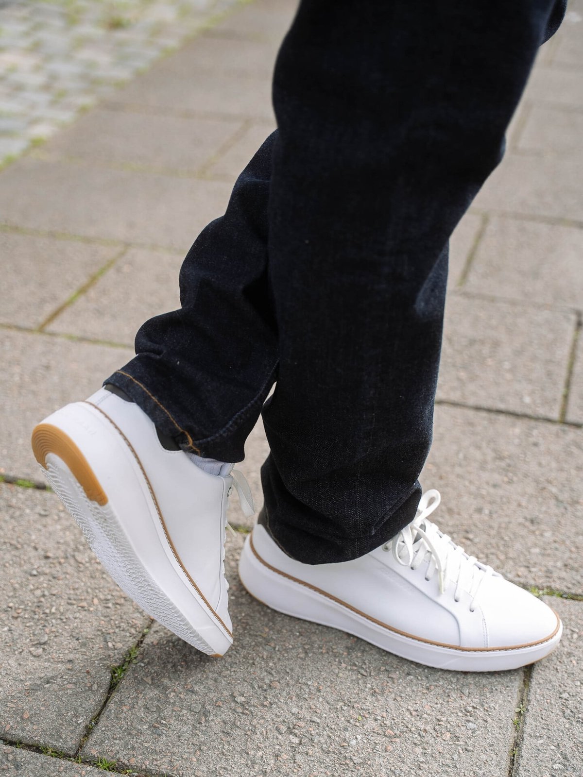 Cole Haan GrandPro Topspin Sneaker Optic White / Black