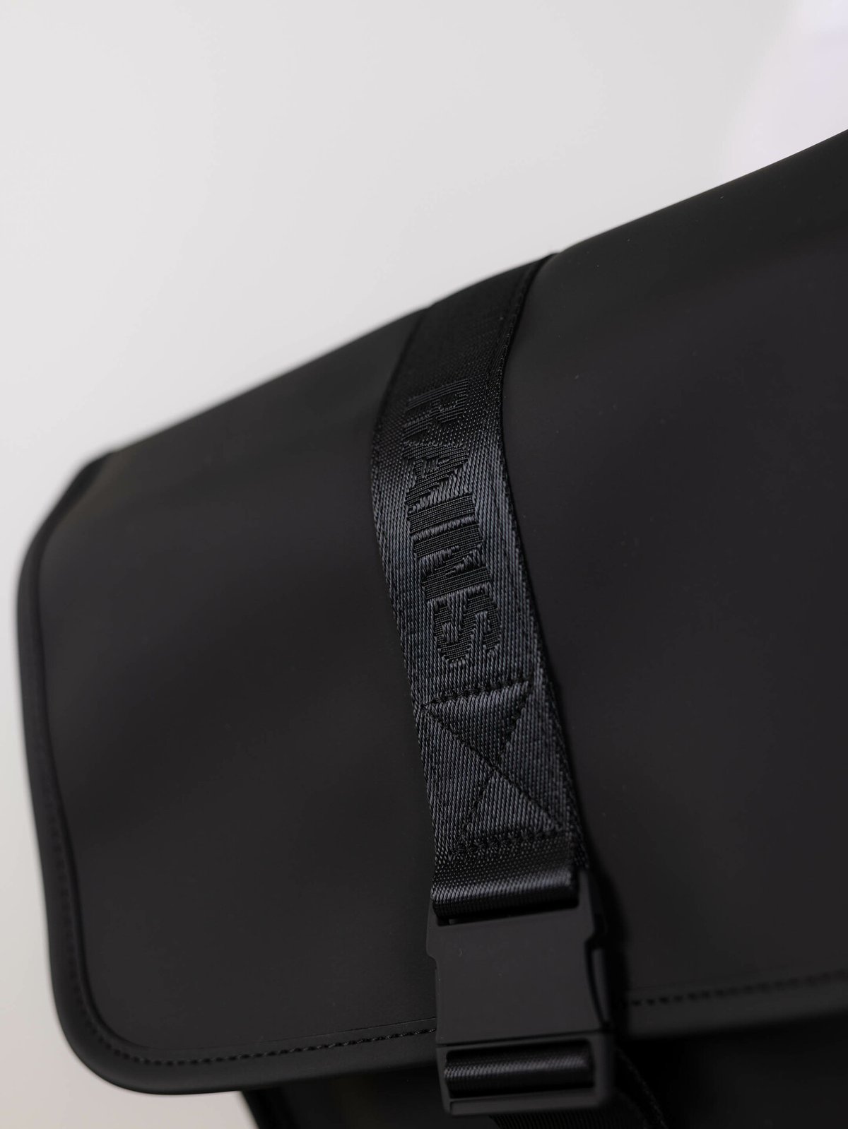 Rains Trail Backpack Mini Black