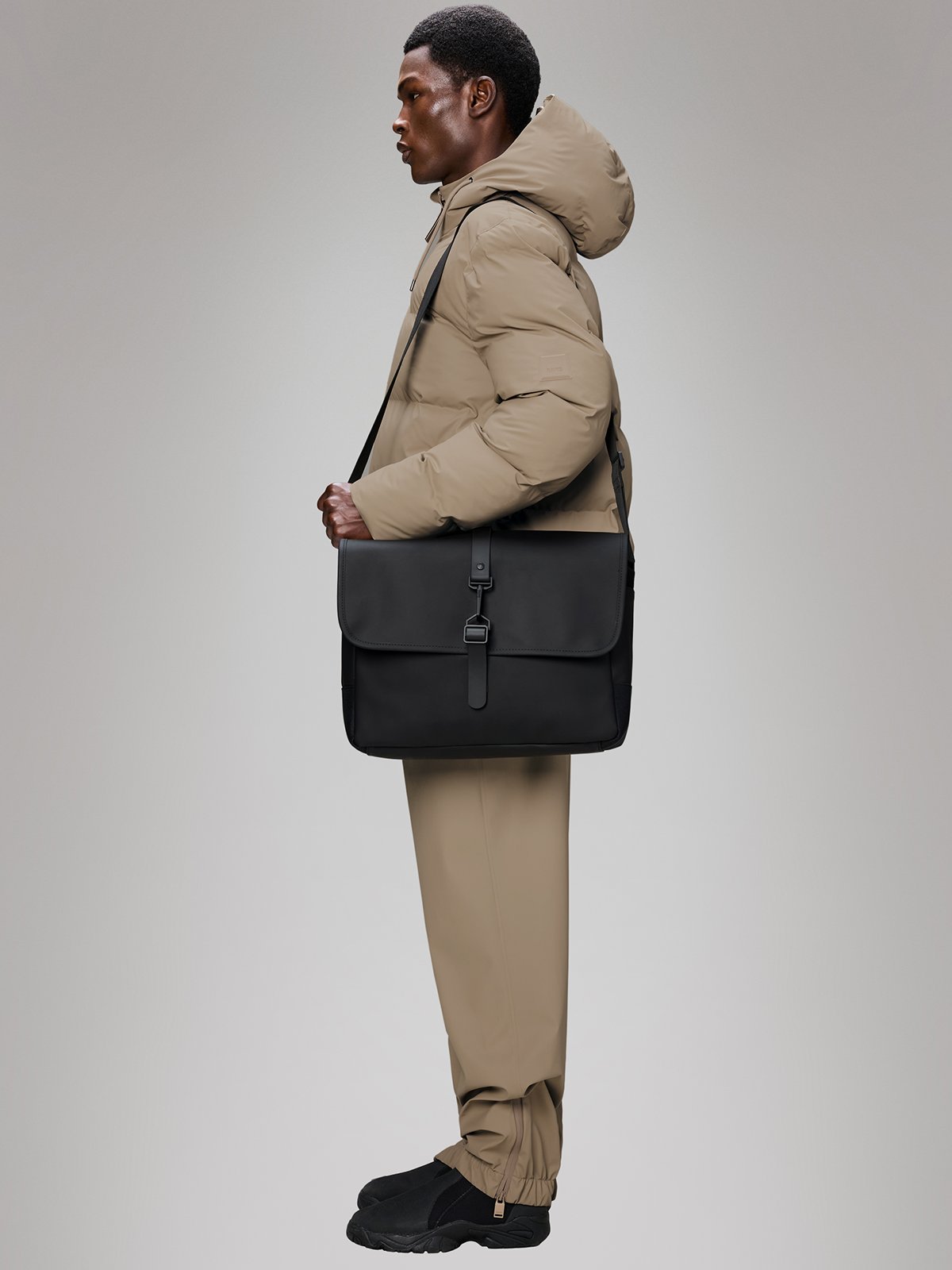 Rains Messenger Bag Black