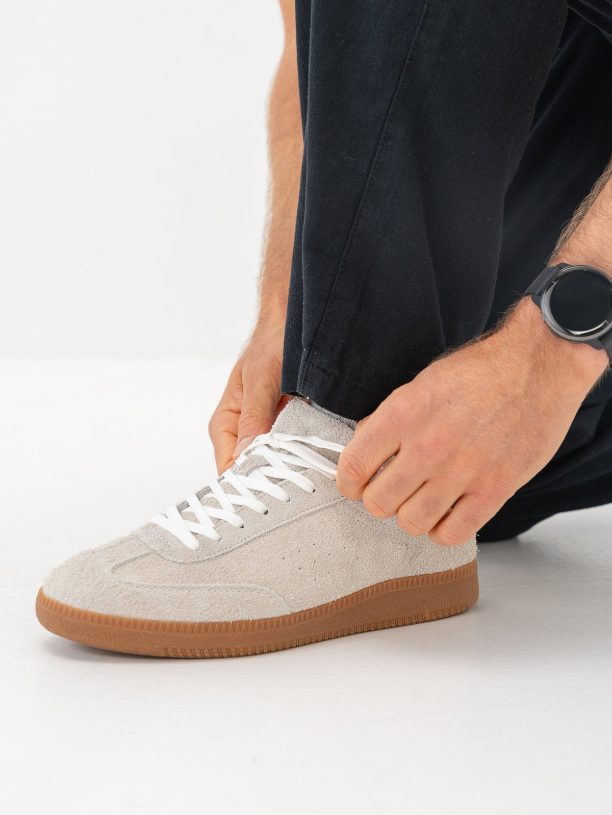 Roberto Rosso Ace Suede Cream Black