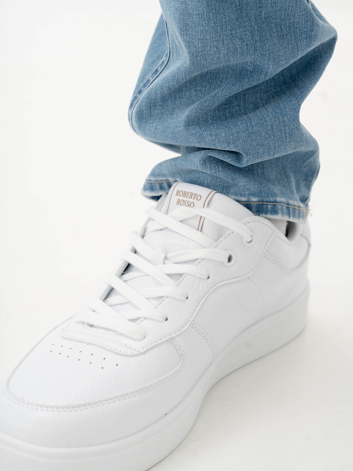 Roberto Rosso Orbito White