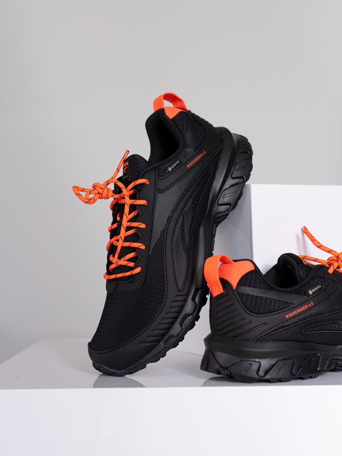 Reebok Ridgerider 6 GTX Core Black / Pure Grey 8 / Orange Flare