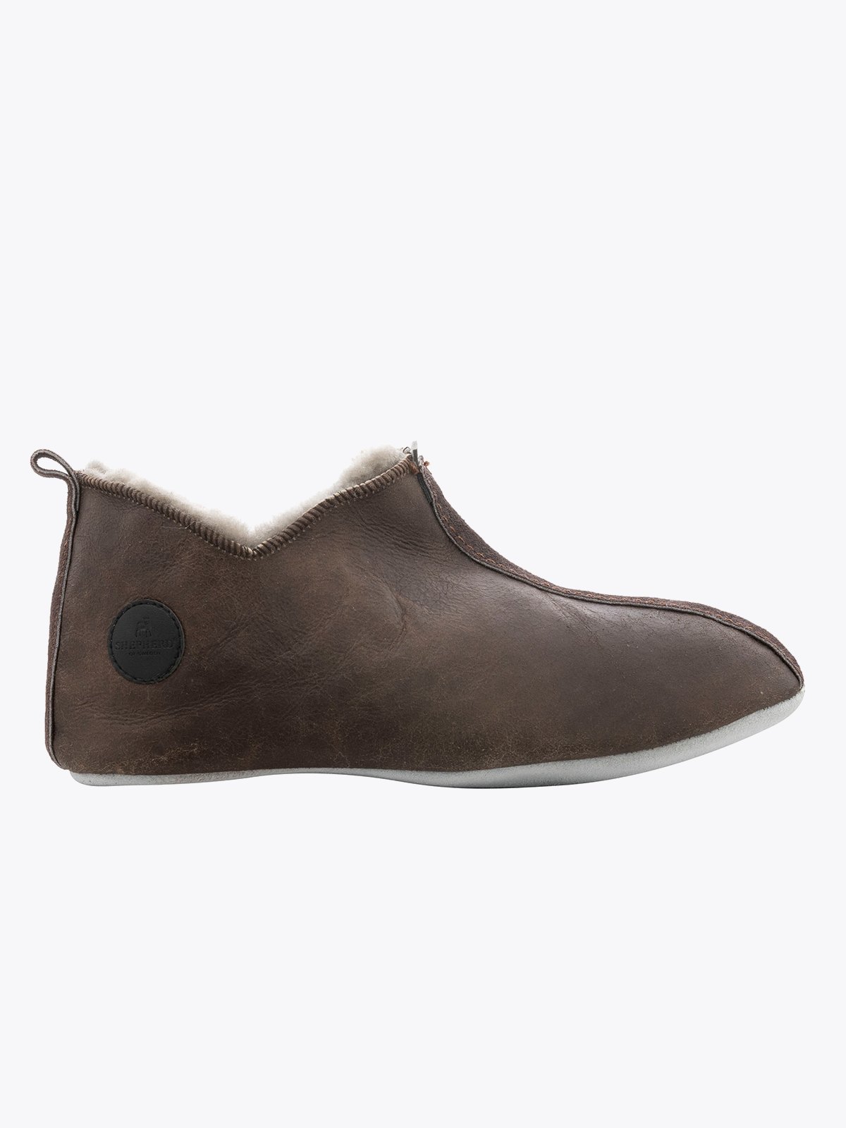 Shepherd Henrik Chestnut