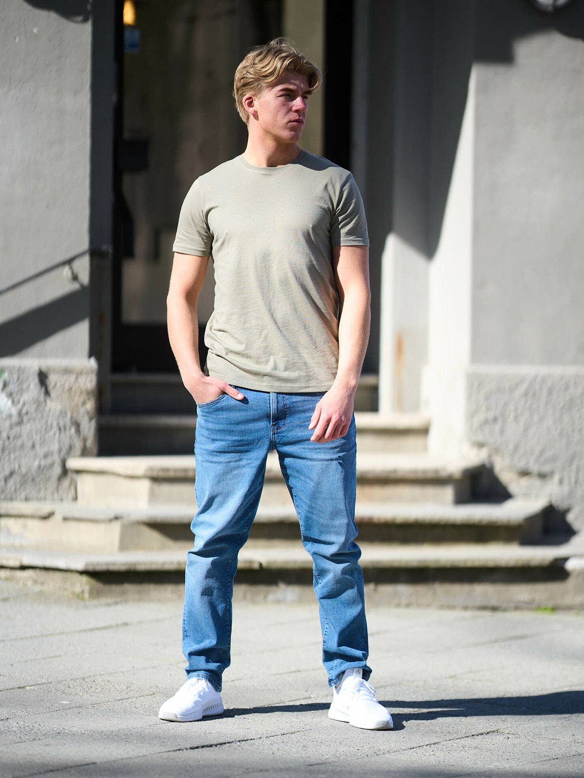 Solid Rock Short Sleeve Tee Vetiver