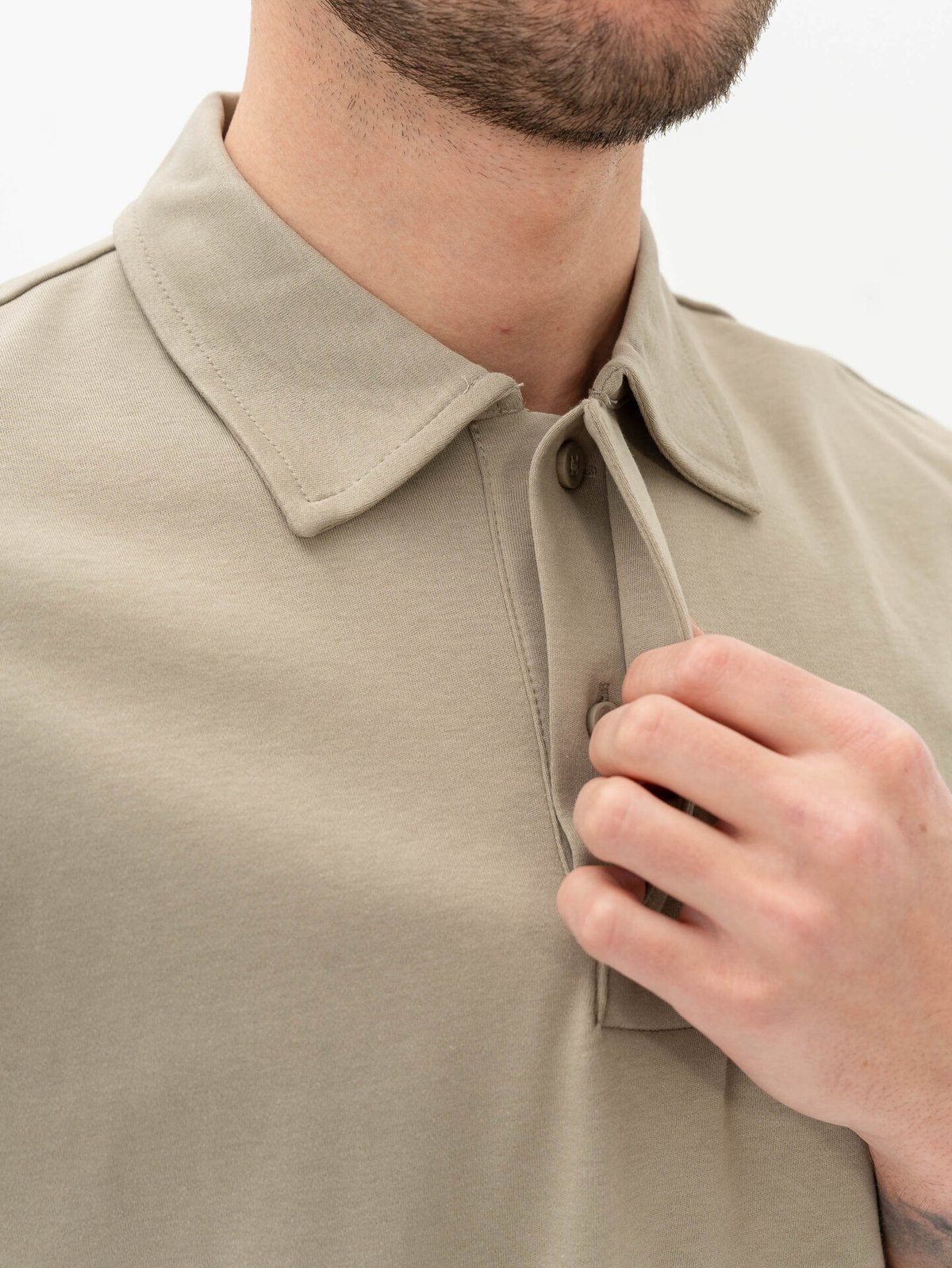 Solid Oswald Tee Laurel Oak