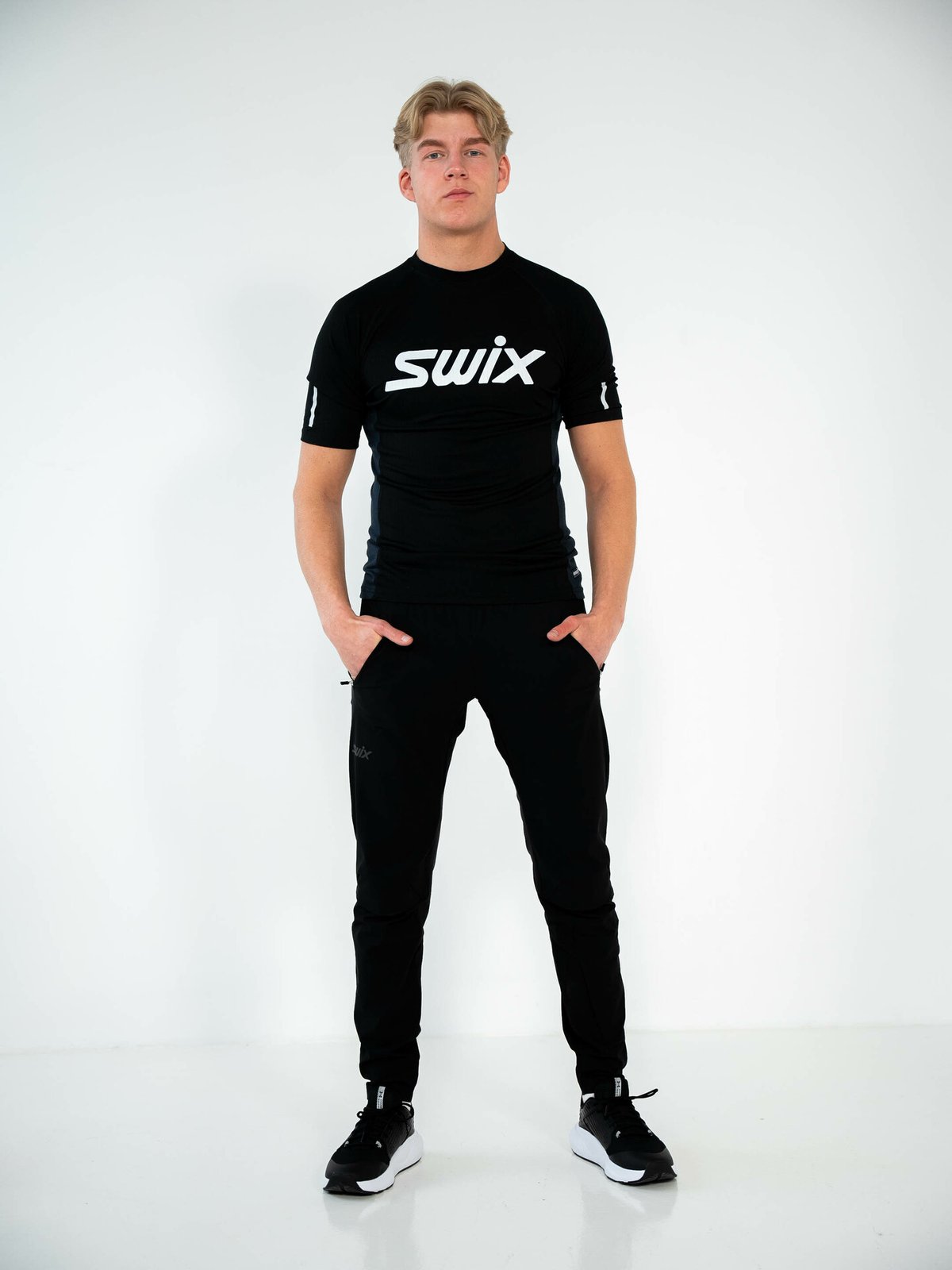 Swix Roadline RaceX Short Sleeve Black/Dark Navy