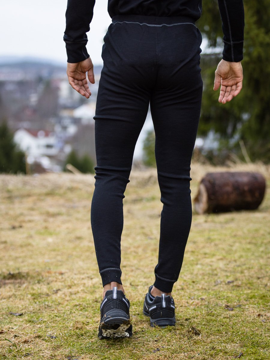 Twentyfour Finse Ullundertøy Skyggesort