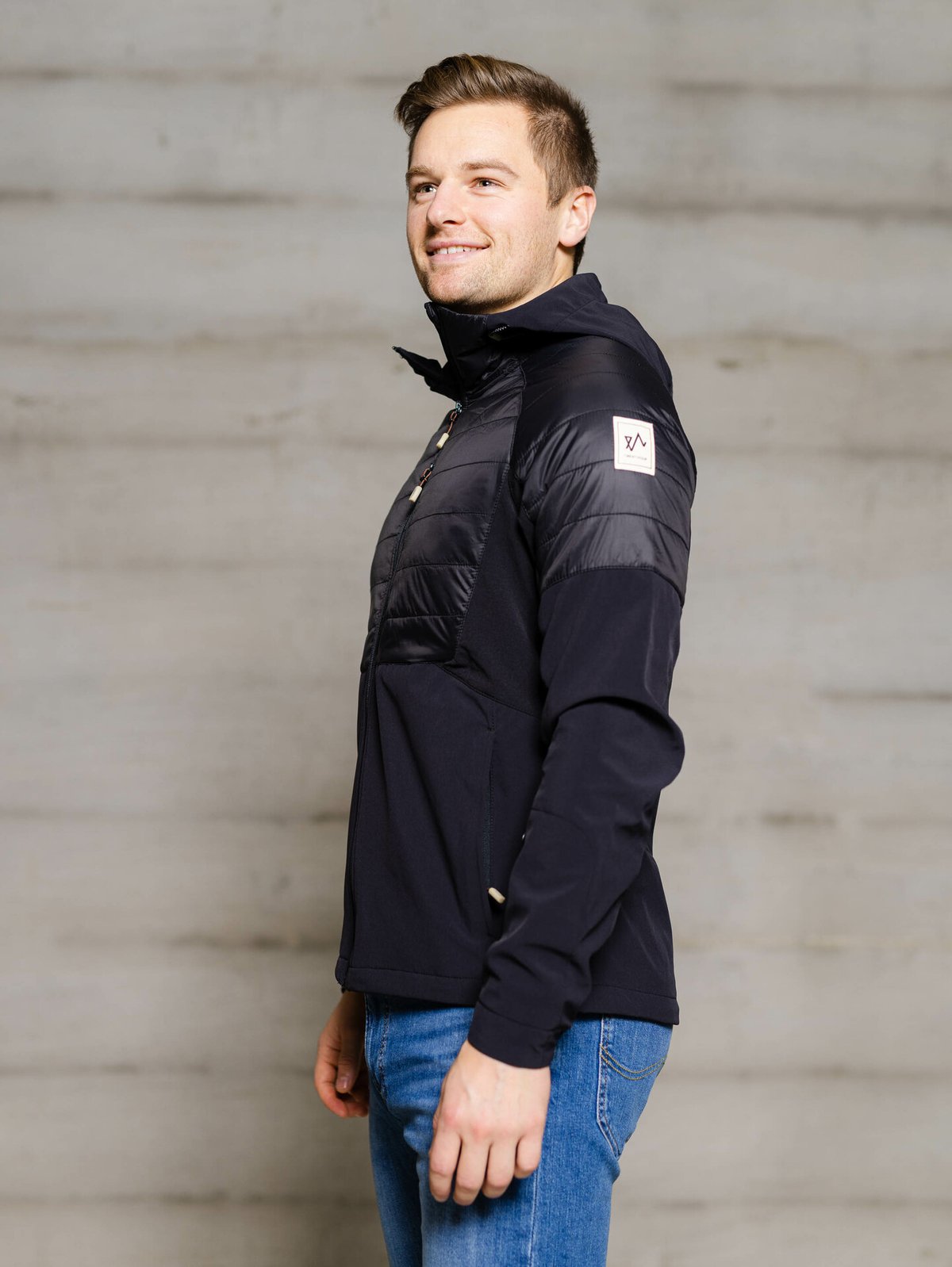 Twentyfour Finse Hybrid Jakke Skyggesort