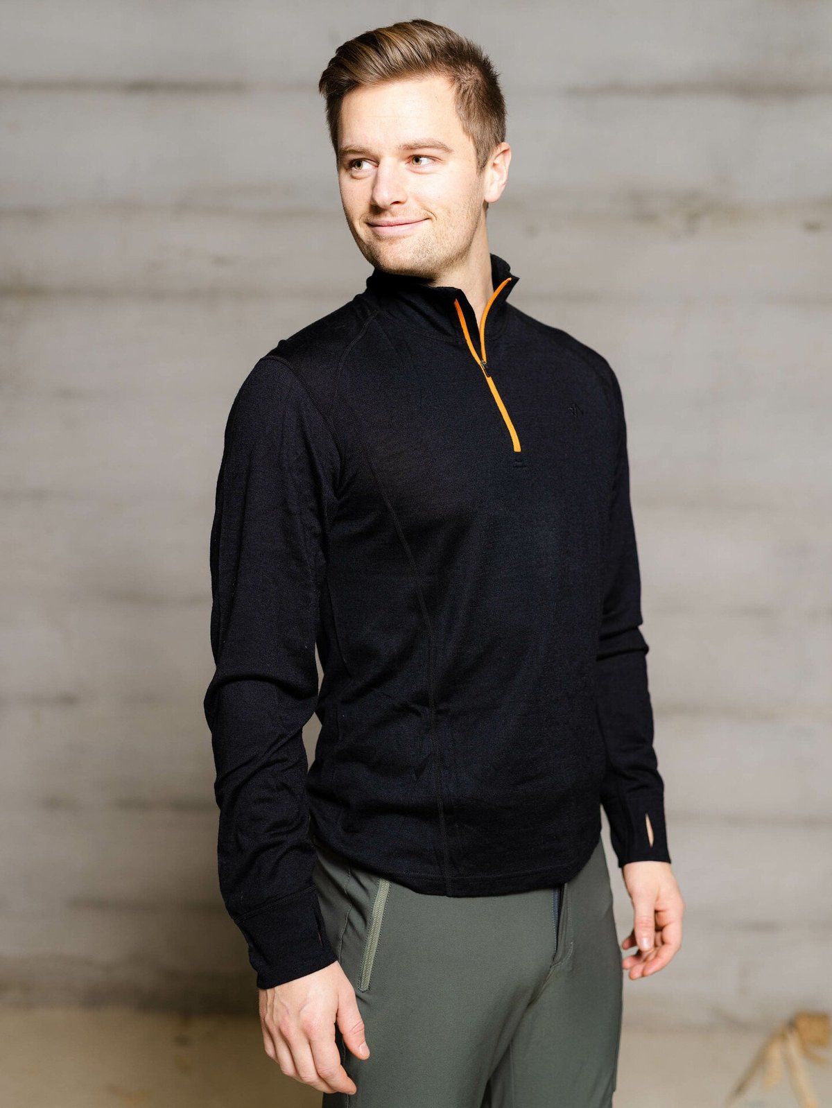 Twentyfour Isbre Merino Half Zip Ulltopp Sort
