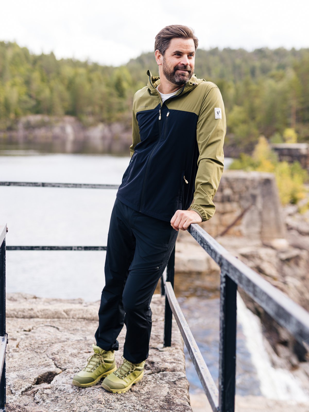 Twentyfour 1222 Windbreaker Oliven