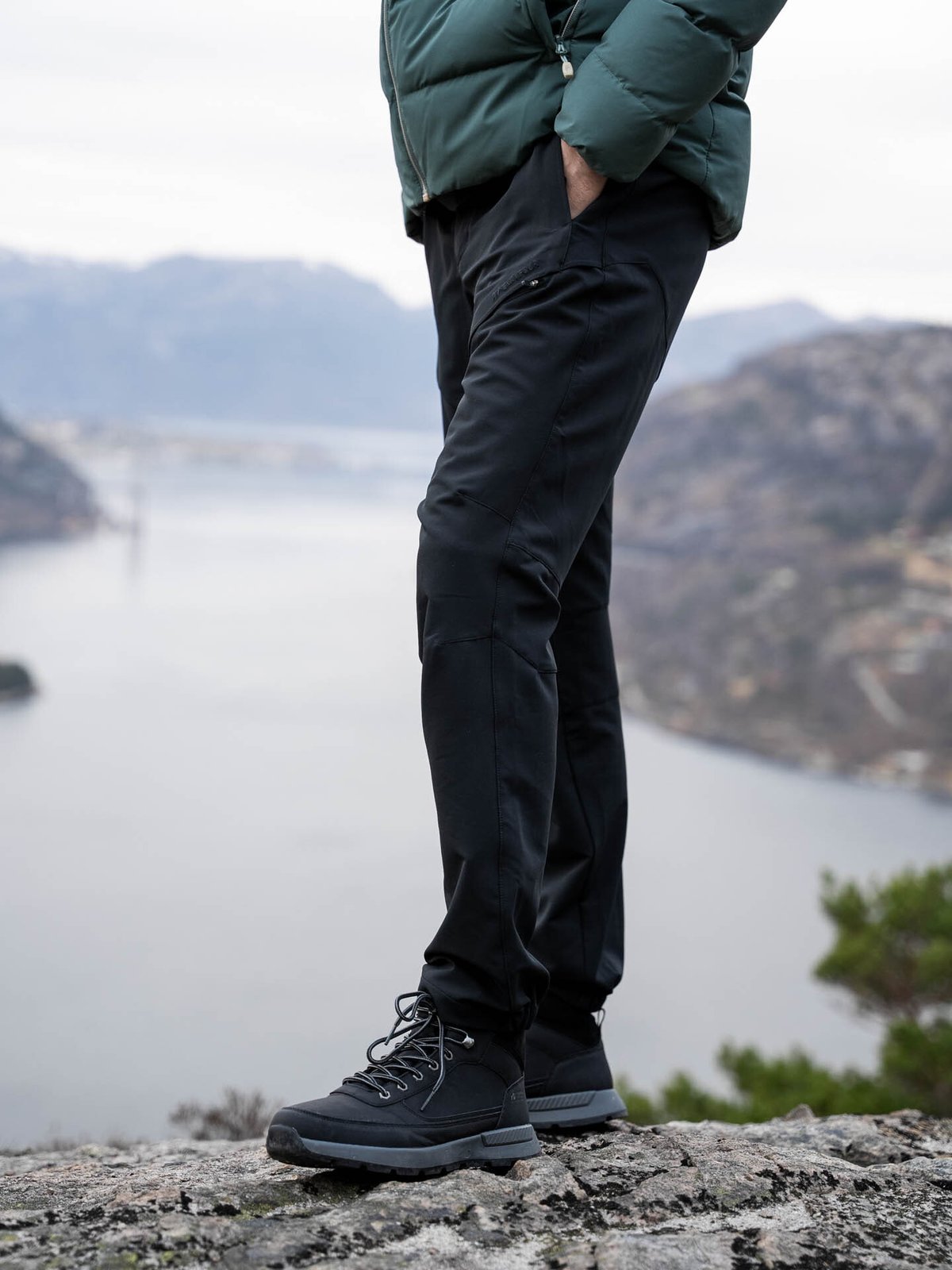 Twentyfour Flåm 2.0 Light Softshell Bukse Sort