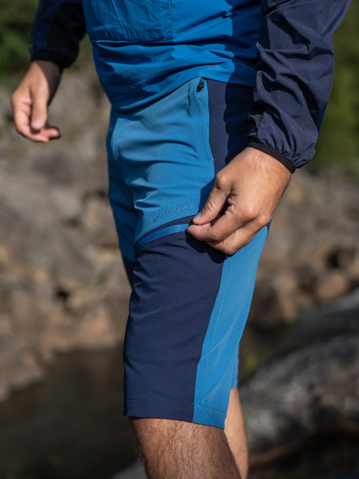 Twentyfour Flåm 2.0 Light Softshell Lang Shorts Blå