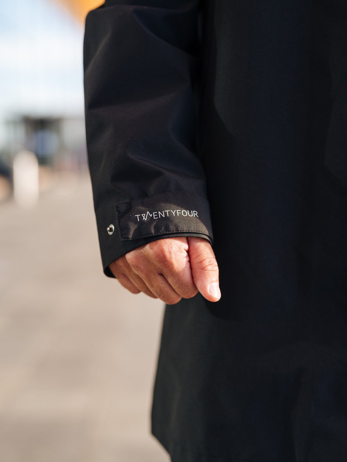 Twentyfour Mode 2L Trench Sort