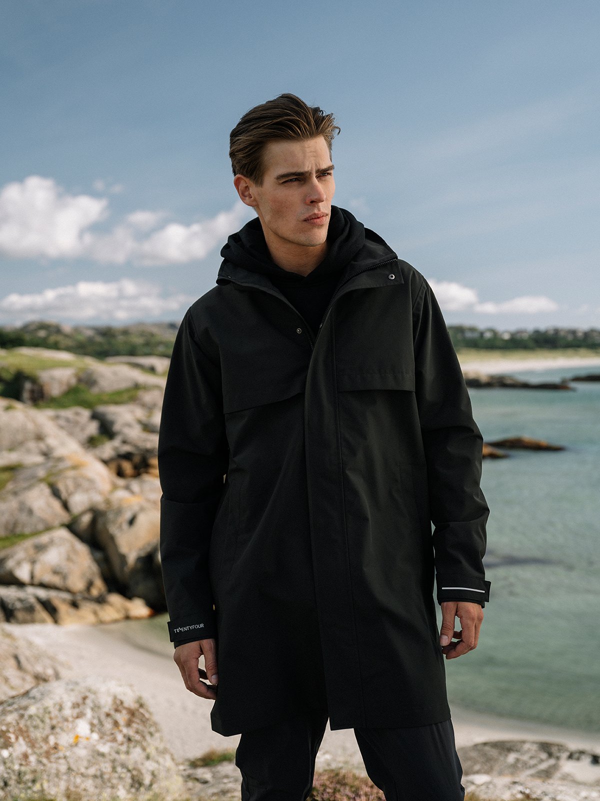 Twentyfour Mode 2L Trench Sort