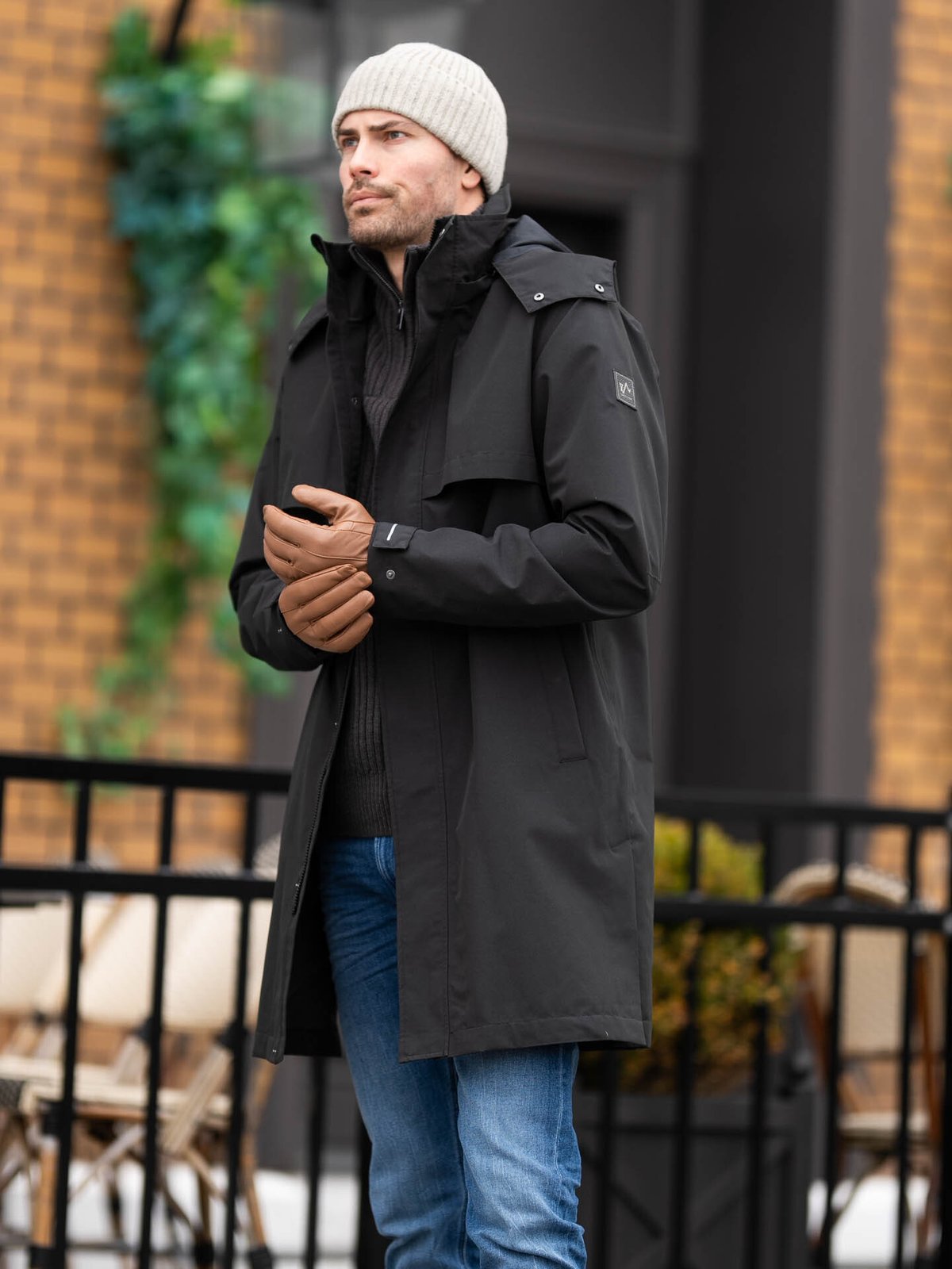 Twentyfour Mode 2L Trench Sort