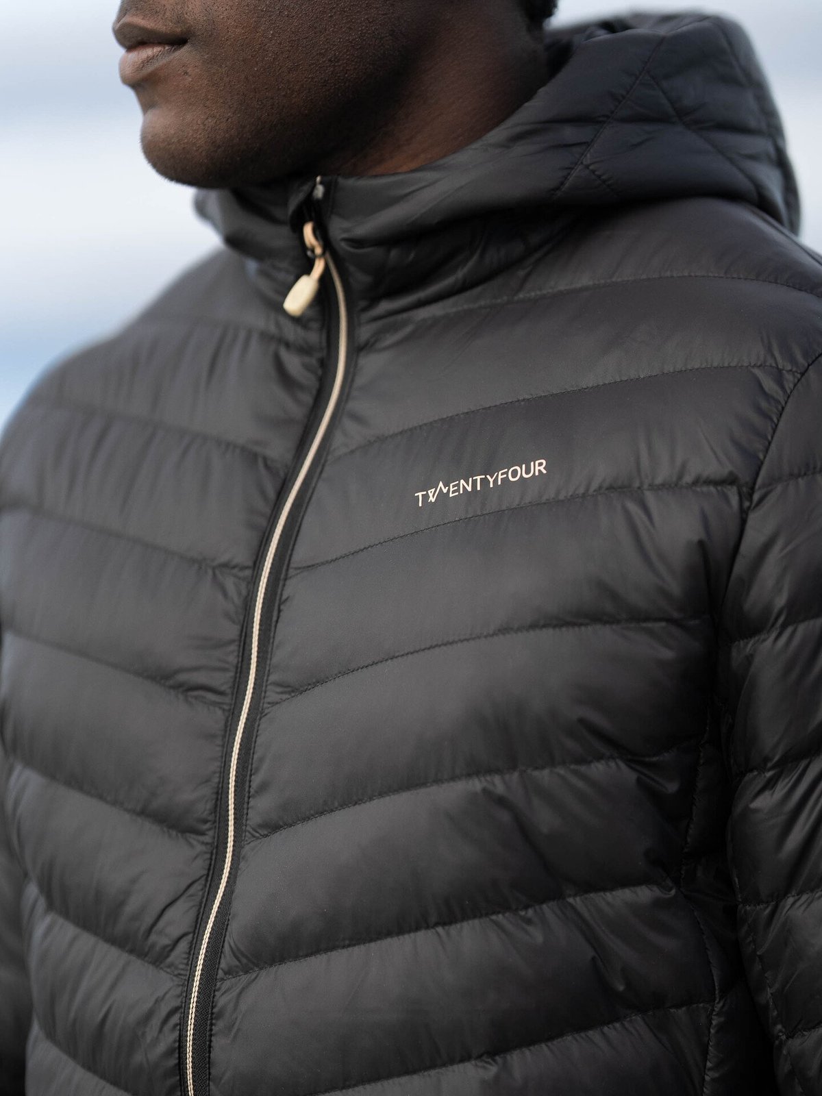 Twentyfour Finse Super Light Dunjakke Skyggesort